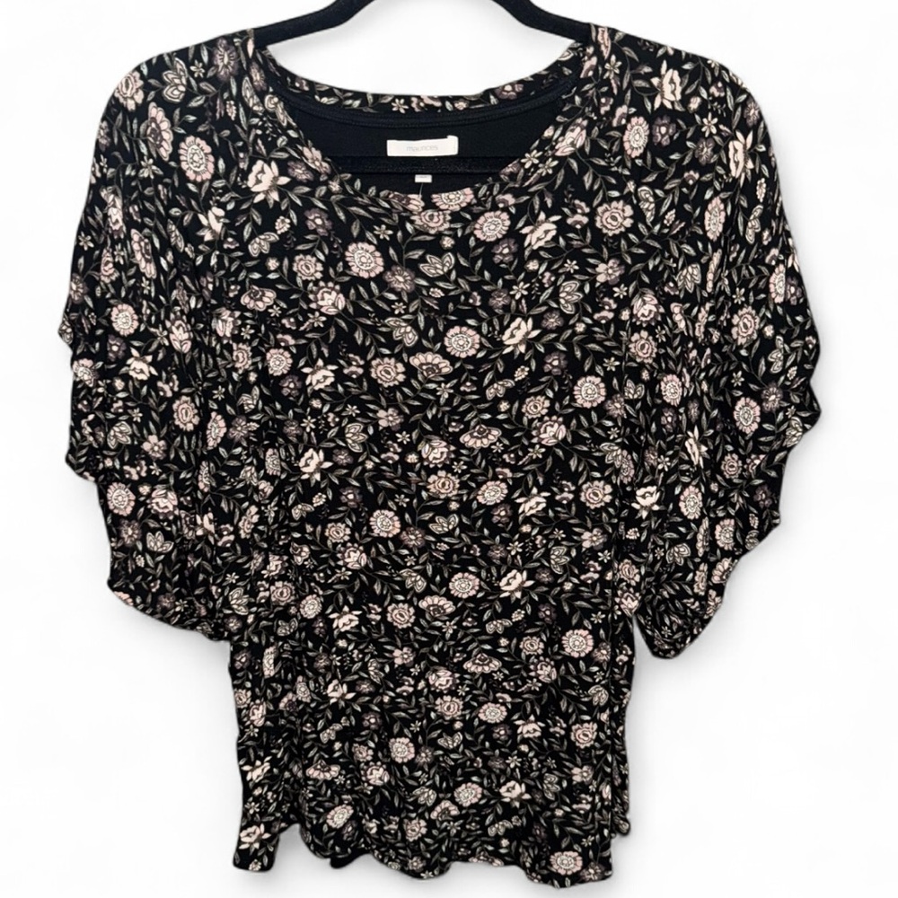 Maurices Black Floral Short Sleeve Blouse
